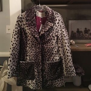 Grey leopard coat